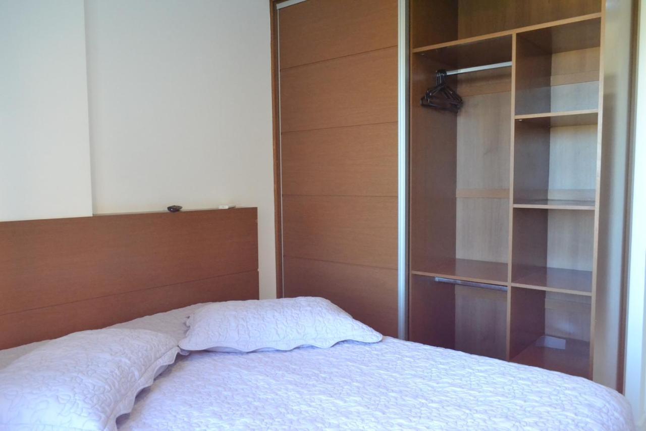 Apartamento Pe Na Areia 212 - Beira Mar 210 - *